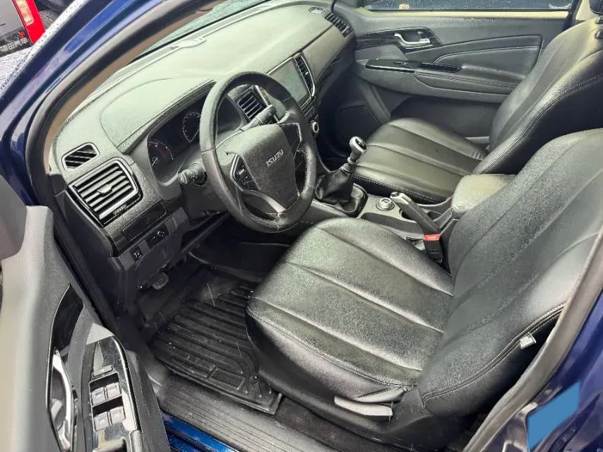 2019 Isuzu LingTuo 2.5T 129HP L4 6MT,autocango,china used car exporter,china ev exporter,chinese used car exporter,chinese used ev exporter