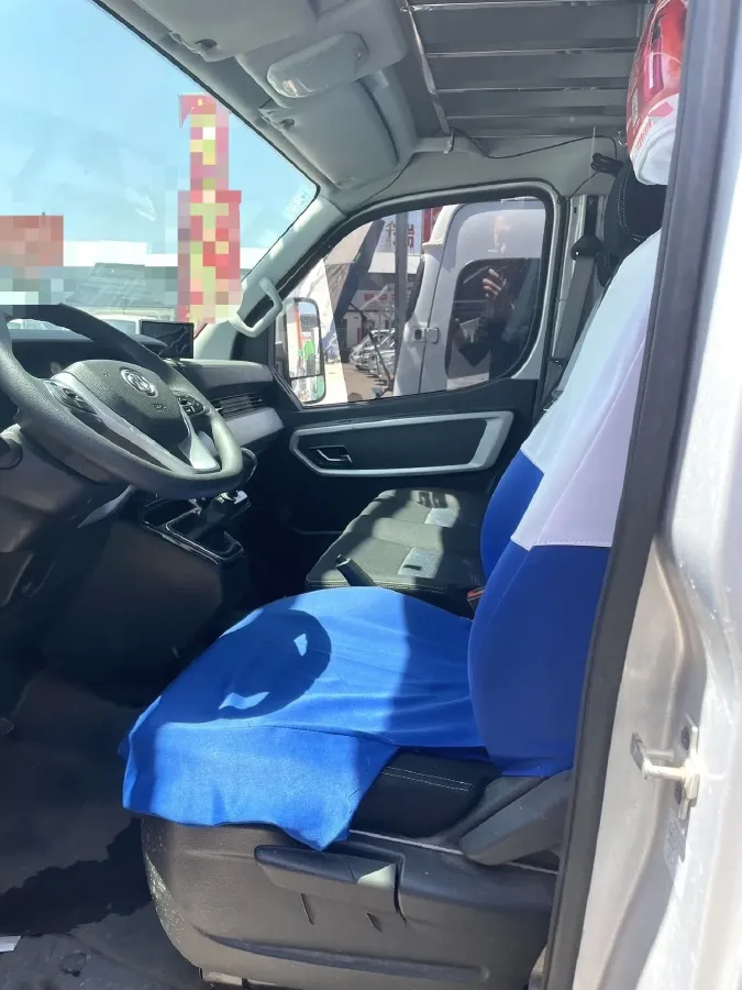 2023 Ford Transit 2.0T 220HP L4 5MT,autocango,china used car exporter,china ev exporter,chinese used car exporter,chinese used ev exporter