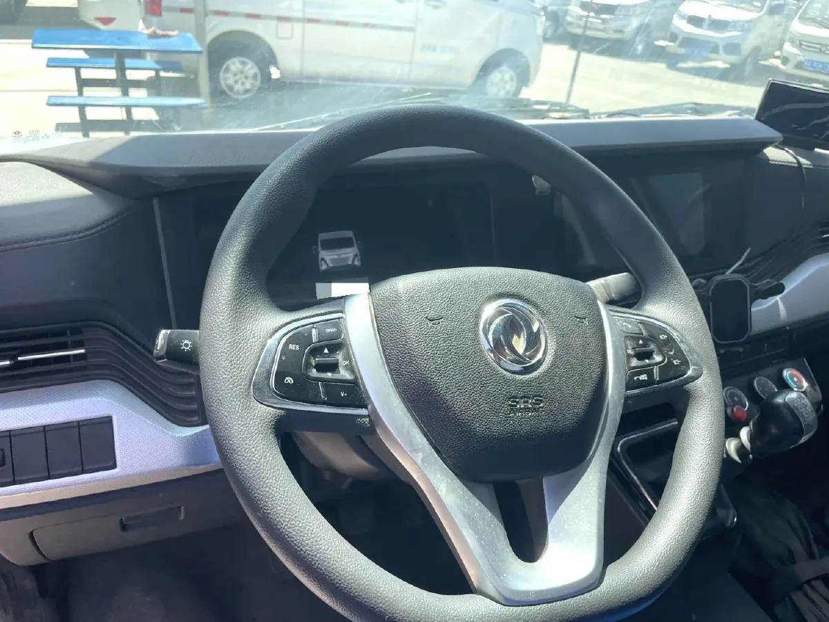 2023 Ford Transit 2.0T 220HP L4 5MT,autocango,china used car exporter,china ev exporter,chinese used car exporter,chinese used ev exporter