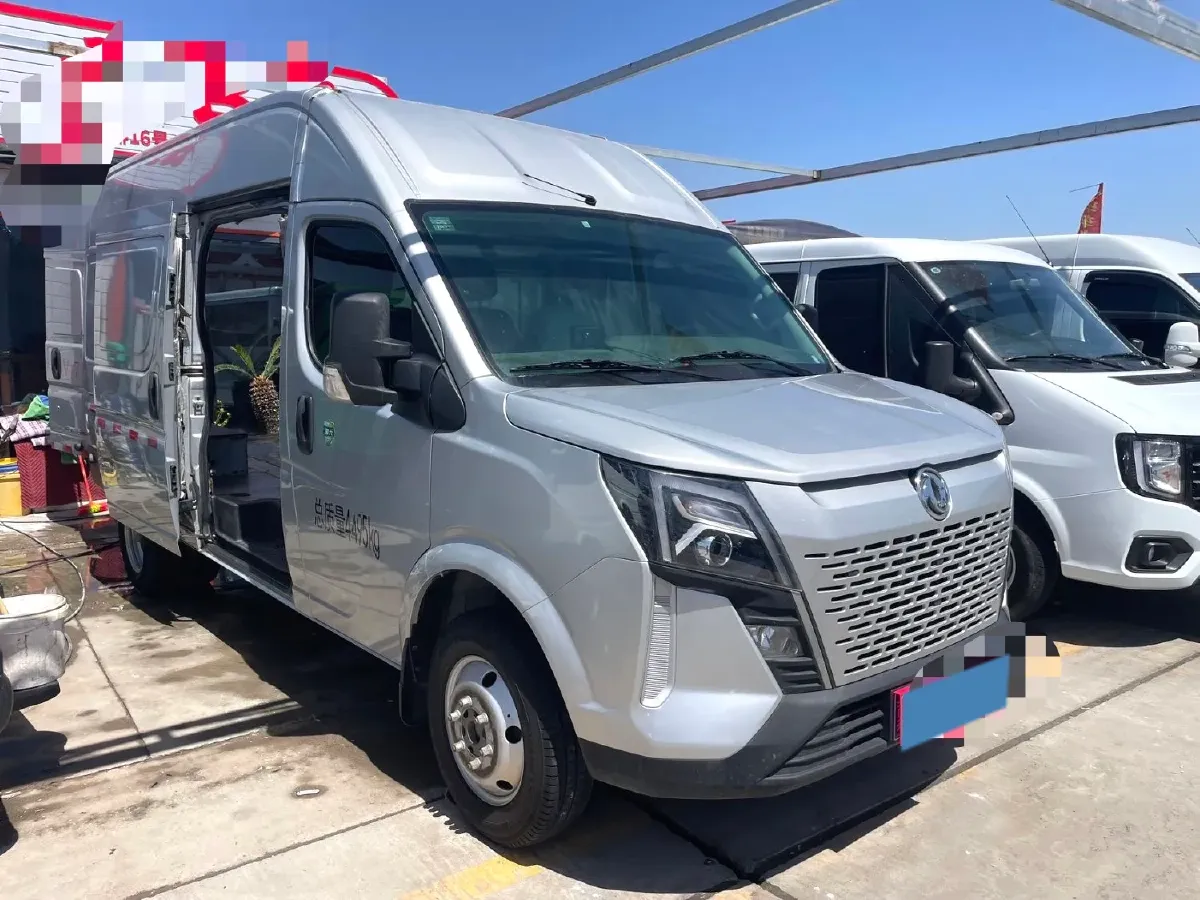2023 Ford Transit 2.0T 220HP L4 5MT,autocango,china used car exporter,china ev exporter,chinese used car exporter,chinese used ev exporter