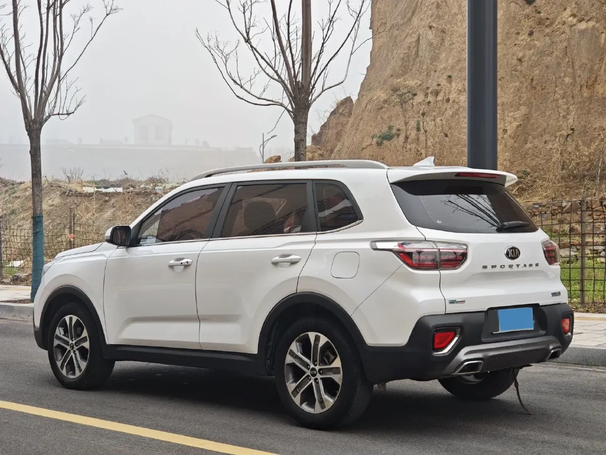 2018 Kia Sportage R 2.0L 160HP L4 6AT,autocango,china used car exporter,china ev exporter,chinese used car exporter,chinese used ev exporter