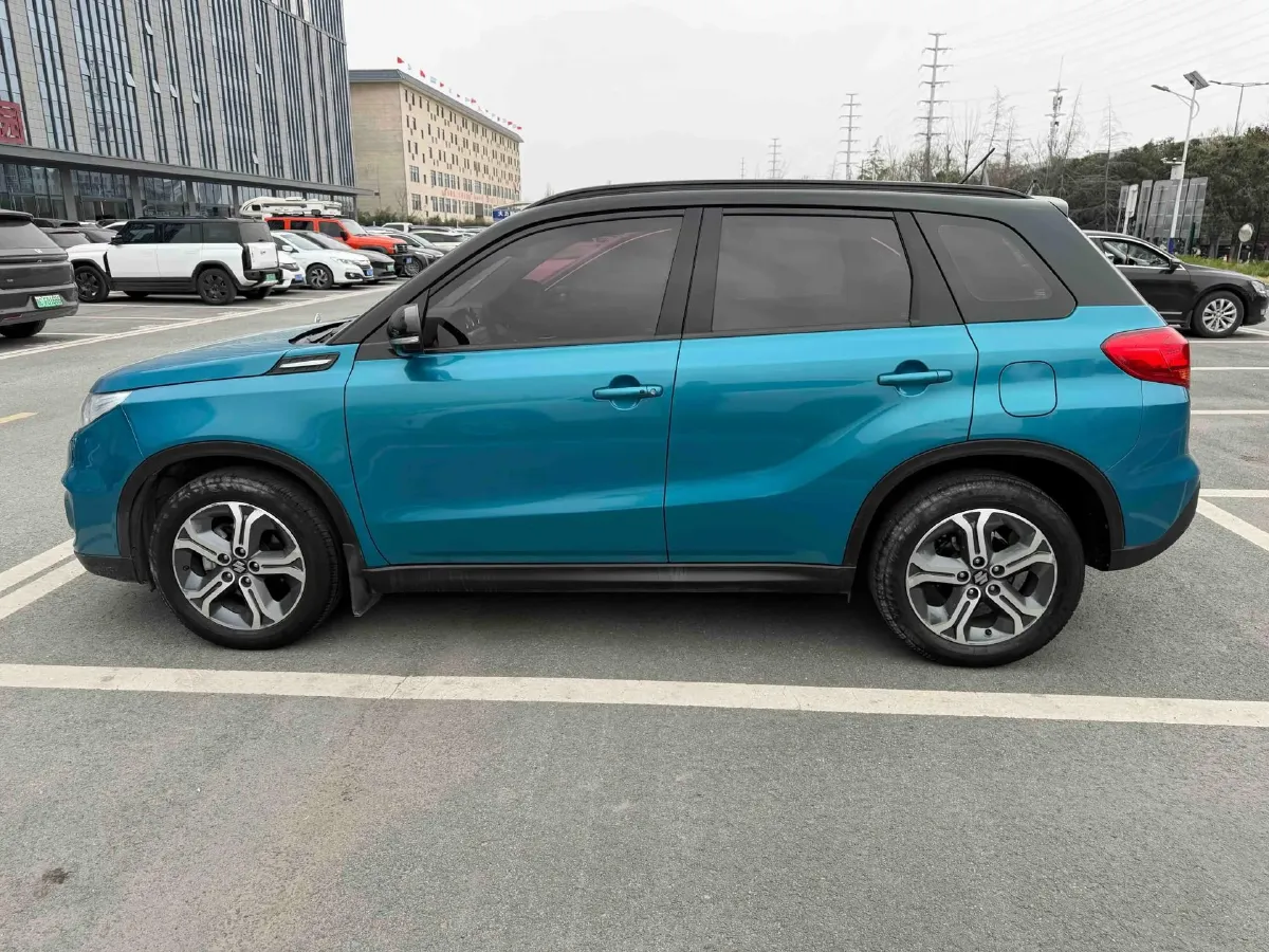 2018 Suzuki Vitara 1.4T 140HP L4 6AT,autocango,china used car exporter,china ev exporter,chinese used car exporter,chinese used ev exporter