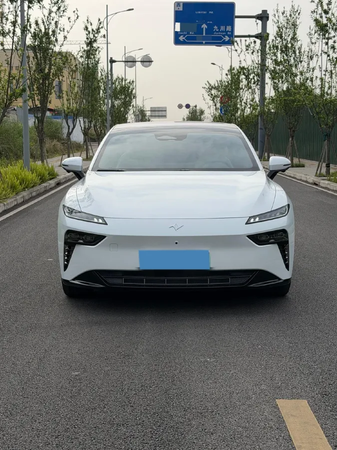 2024 DongFeng eπ eπ007 REEV 105HP REEV 28.4KWH,autocango,china used car exporter,china ev exporter,chinese used car exporter,chinese used ev exporter