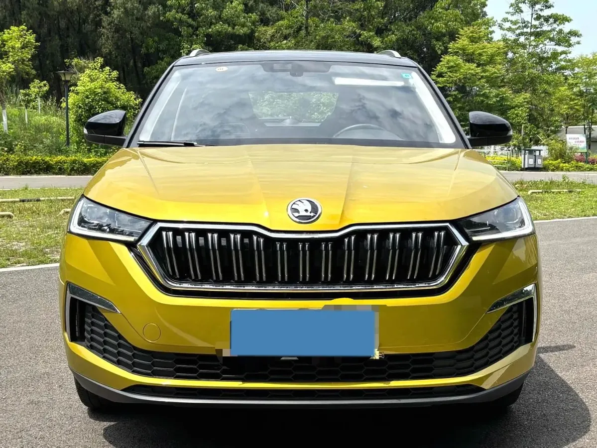 2020 Skoda Karoq 1.4T 150HP L4 7DCT,autocango,china used car exporter,china ev exporter,chinese used car exporter,chinese used ev exporter