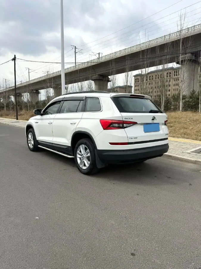 2018 Skoda Kodiak 2.0T 186HP L4 7DCT,autocango,china used car exporter,china ev exporter,chinese used car exporter,chinese used ev exporter