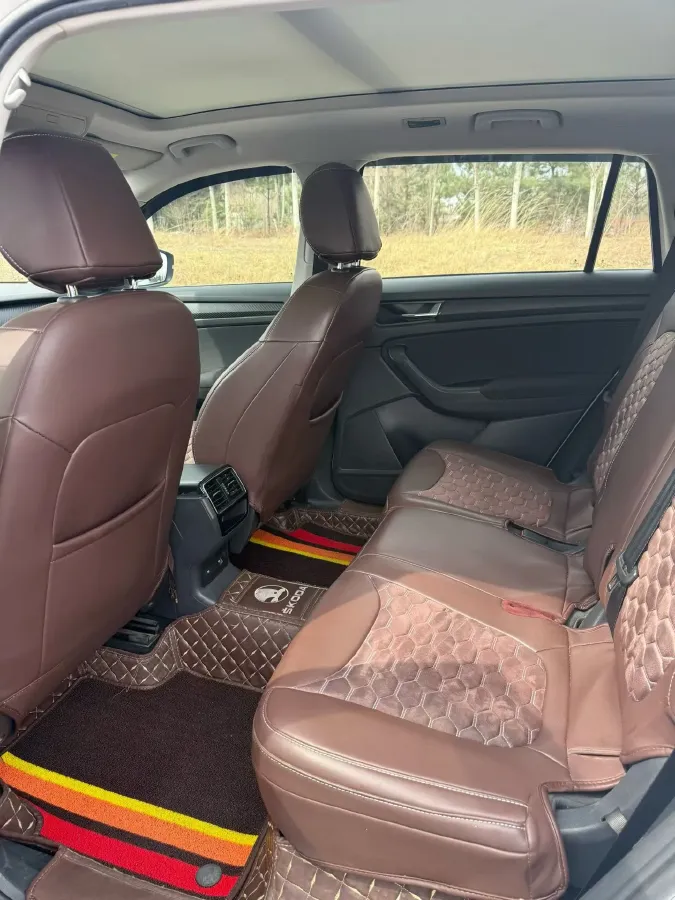 2018 Skoda Kodiak 2.0T 186HP L4 7DCT,autocango,china used car exporter,china ev exporter,chinese used car exporter,chinese used ev exporter