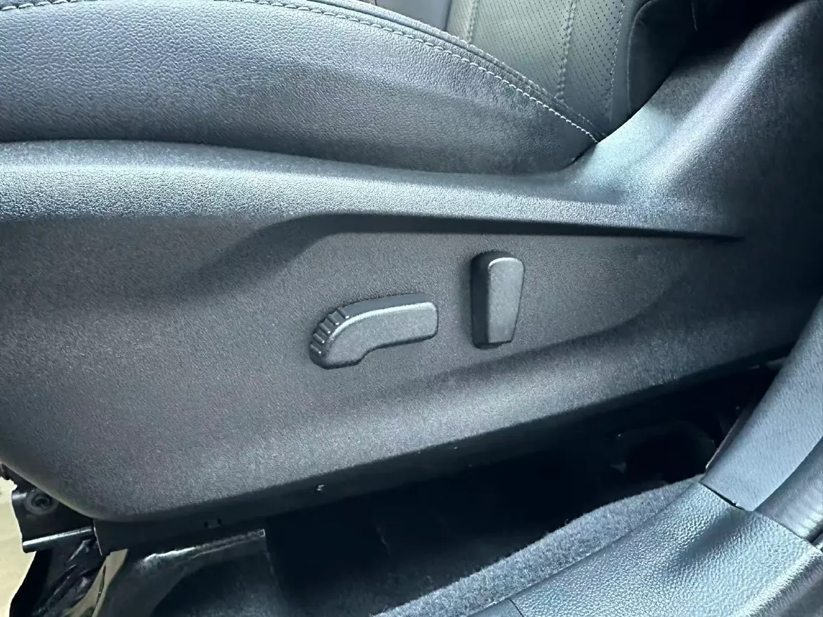 2022 Subaru Forester 2.0L 154HP H4 CVT,autocango,china used car exporter,china ev exporter,chinese used car exporter,chinese used ev exporter