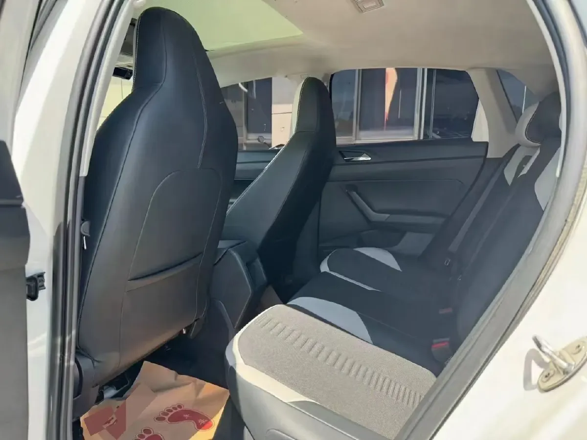 2019 Volkswagen Polo 1.5L 113HP L4 6AT,autocango,china used car exporter,china ev exporter,chinese used car exporter,chinese used ev exporter