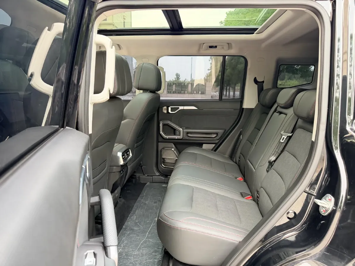 2023 Jetour Traveller 2.0T 254HP L4 7DCT,autocango,china used car exporter,china ev exporter,chinese used car exporter,chinese used ev exporter