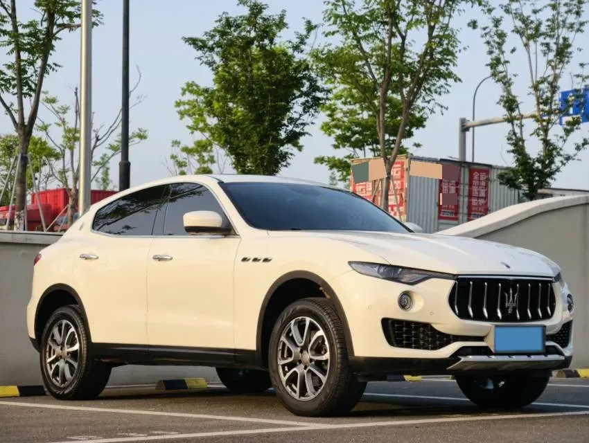 2018 Maserati Levante 3.0T 350HP V6 8AT,autocango,china used car exporter,china ev exporter,chinese used car exporter,chinese used ev exporter