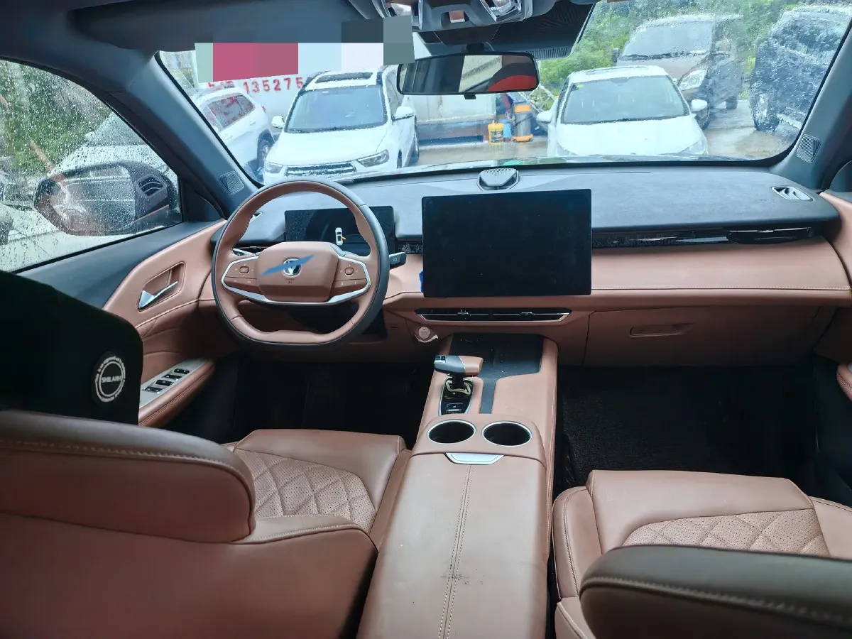 2024 ChangAn UNI-Z 1.5L 98HP L4 E-CVT PHEV 18.4KWH,autocango,china used car exporter,china ev exporter,chinese used car exporter,chinese used ev exporter