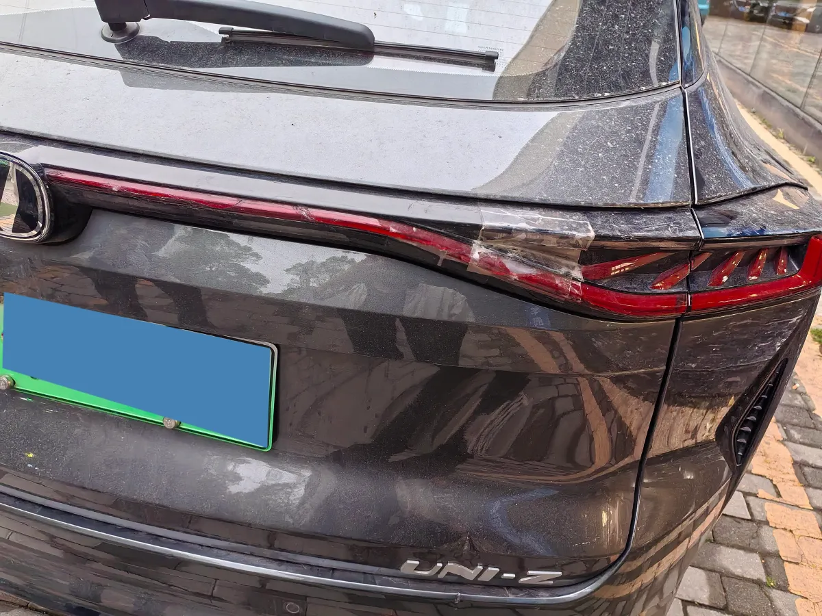 2024 ChangAn UNI-Z 1.5L 98HP L4 E-CVT PHEV 18.4KWH,autocango,china used car exporter,china ev exporter,chinese used car exporter,chinese used ev exporter