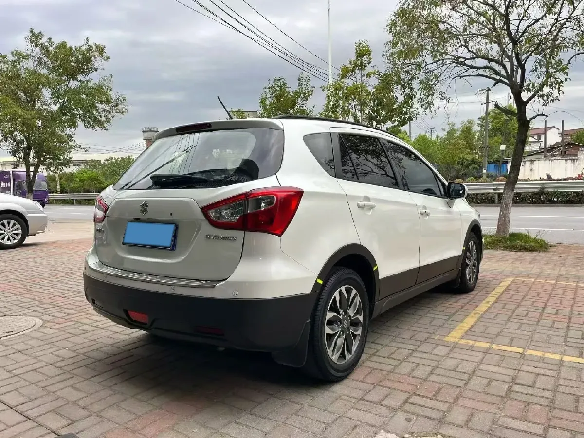 2017 Suzuki SX4 S-Cross 1.6L 122HP L4 CVT,autocango,china used car exporter,china ev exporter,chinese used car exporter,chinese used ev exporter