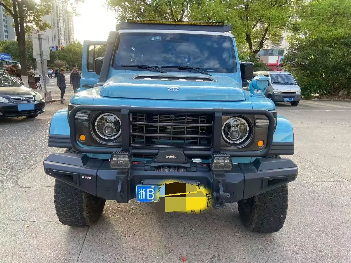 2025 212 212 T01 2.0T 252HP L4 8AT,autocango,china used car exporter,china ev exporter,chinese used car exporter,chinese used ev exporter