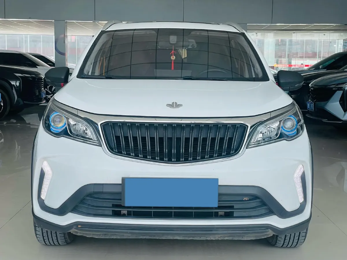 2022 Livan X3 PRO 1.5L 113HP L4 CVT,autocango,china used car exporter,china ev exporter,chinese used car exporter,chinese used ev exporter