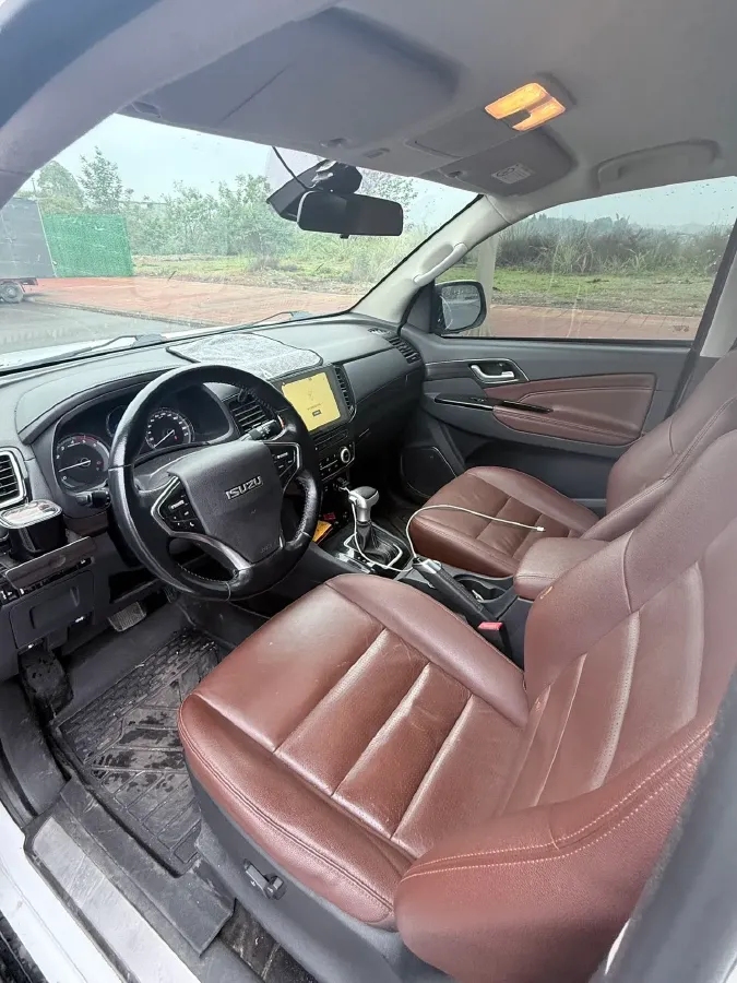 2018 Isuzu Mu-X 1.9T 163HP L4 6AT,autocango,china used car exporter,china ev exporter,chinese used car exporter,chinese used ev exporter