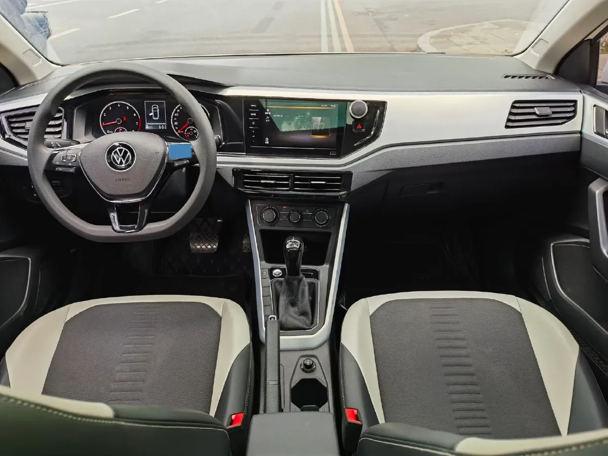 2021 Haval H6 1.5T 169HP L4 7DCT,autocango,china used car exporter,china ev exporter,chinese used car exporter,chinese used ev exporter