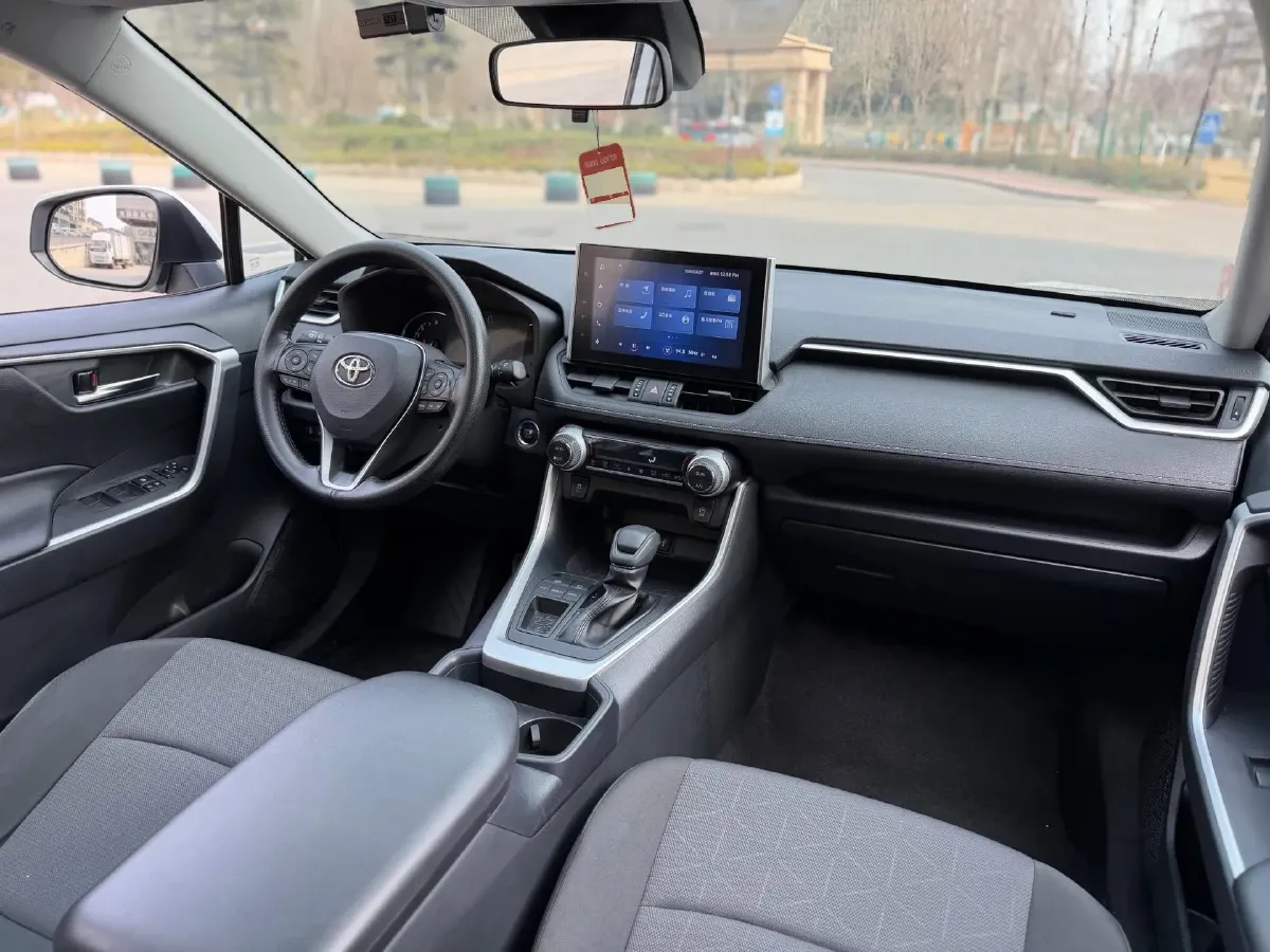 2022 Toyota RAV4 2.0L 171HP L4 CVT,autocango,china used car exporter,china ev exporter,chinese used car exporter,chinese used ev exporter