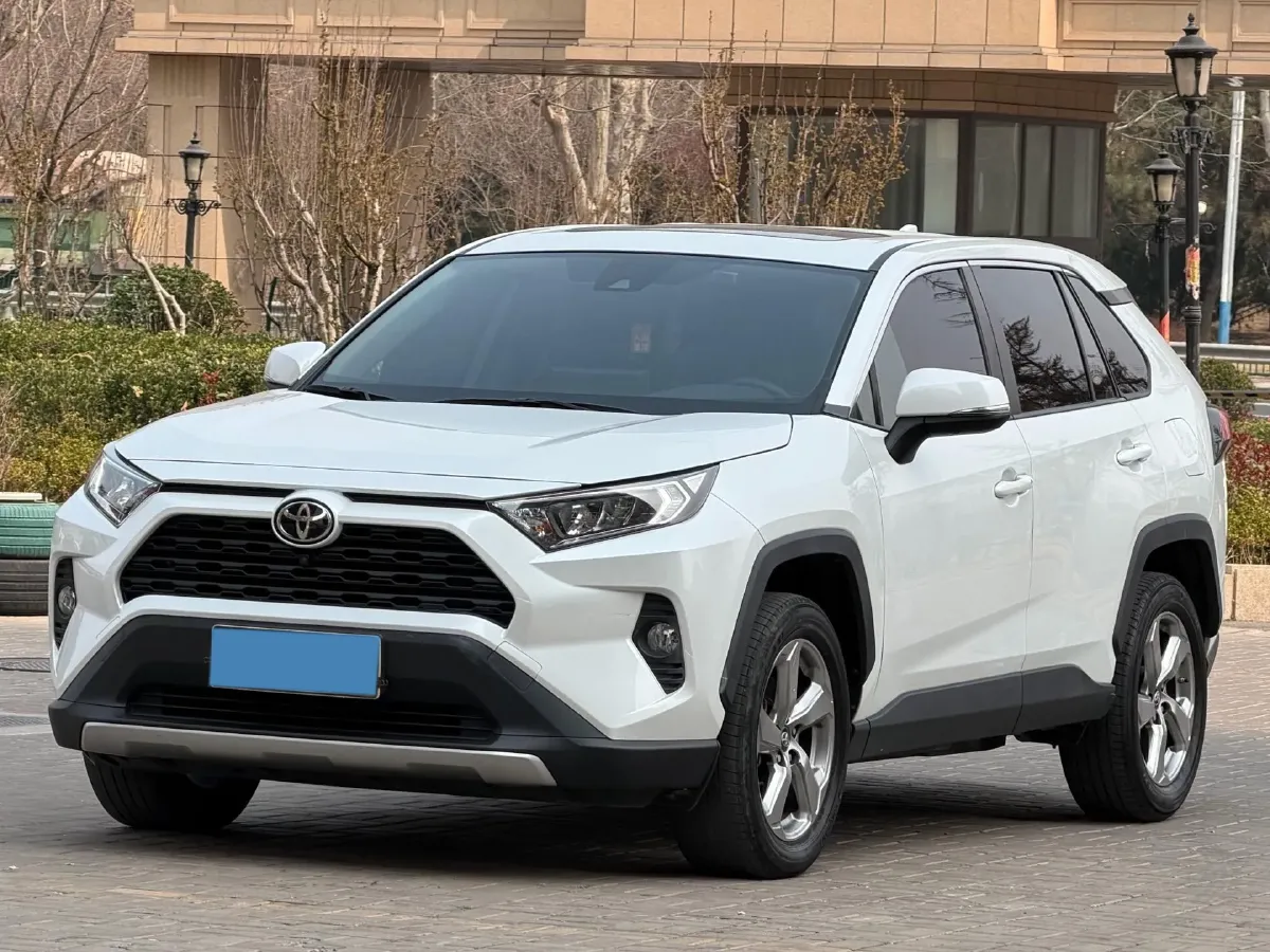 2022 Toyota RAV4 2.0L 171HP L4 CVT,autocango,china used car exporter,china ev exporter,chinese used car exporter,chinese used ev exporter