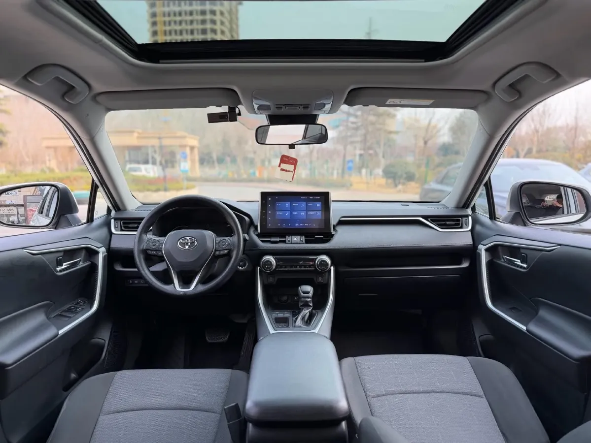 2022 Toyota RAV4 2.0L 171HP L4 CVT,autocango,china used car exporter,china ev exporter,chinese used car exporter,chinese used ev exporter
