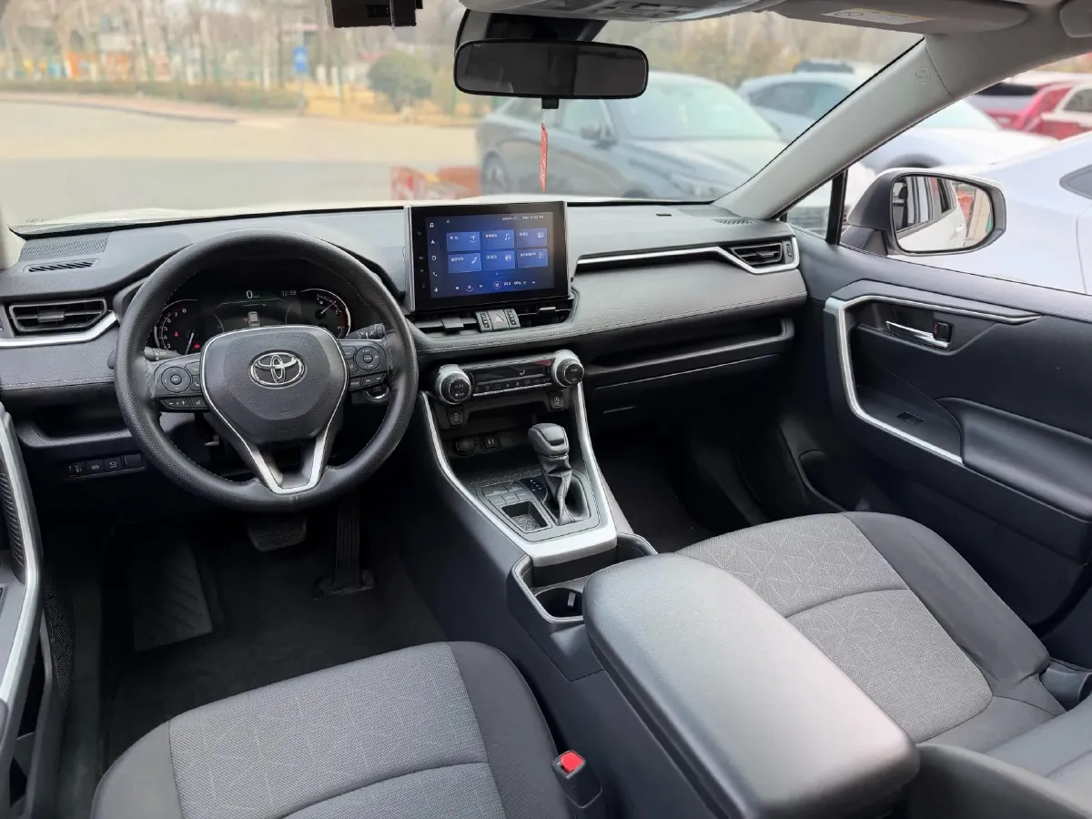 2022 Toyota RAV4 2.0L 171HP L4 CVT,autocango,china used car exporter,china ev exporter,chinese used car exporter,chinese used ev exporter