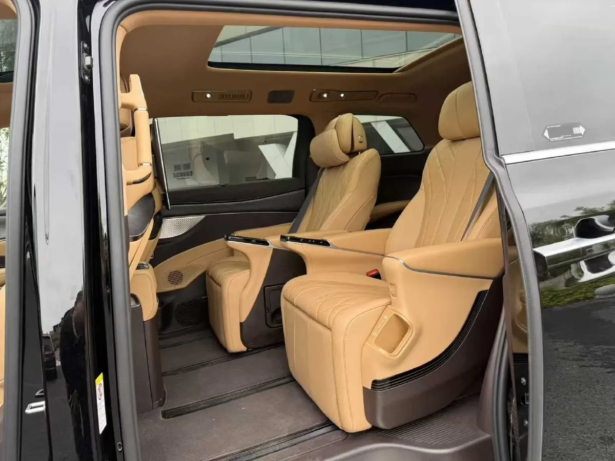 2025 Denza D9 1.5T 156HP L4 E-CVT PHEV 40KWH,autocango,china used car exporter,china ev exporter,chinese used car exporter,chinese used ev exporter