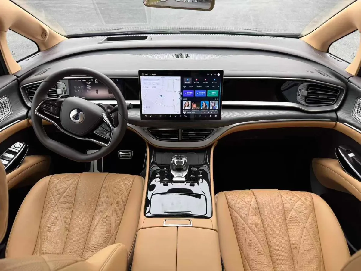 2025 Denza D9 1.5T 156HP L4 E-CVT PHEV 40KWH,autocango,china used car exporter,china ev exporter,chinese used car exporter,chinese used ev exporter