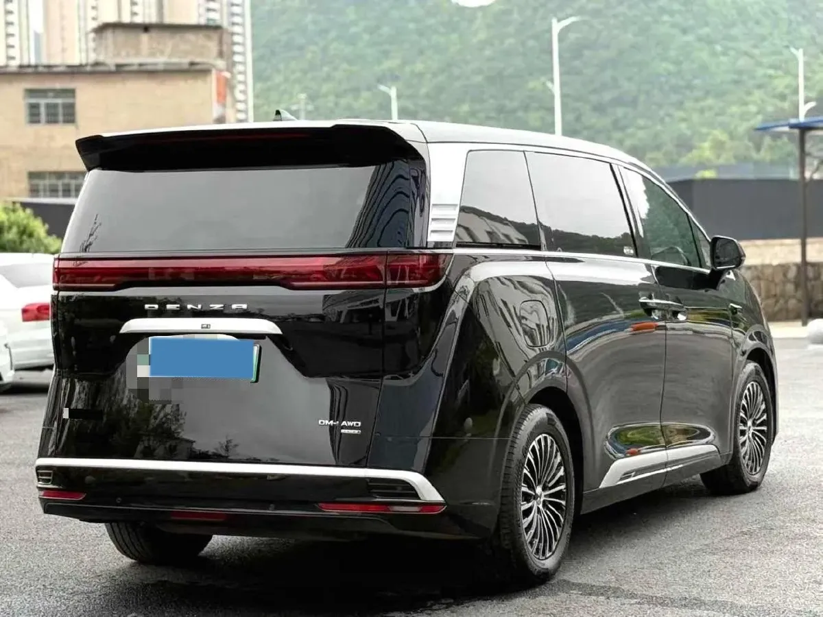 2025 Denza D9 1.5T 156HP L4 E-CVT PHEV 40KWH,autocango,china used car exporter,china ev exporter,chinese used car exporter,chinese used ev exporter