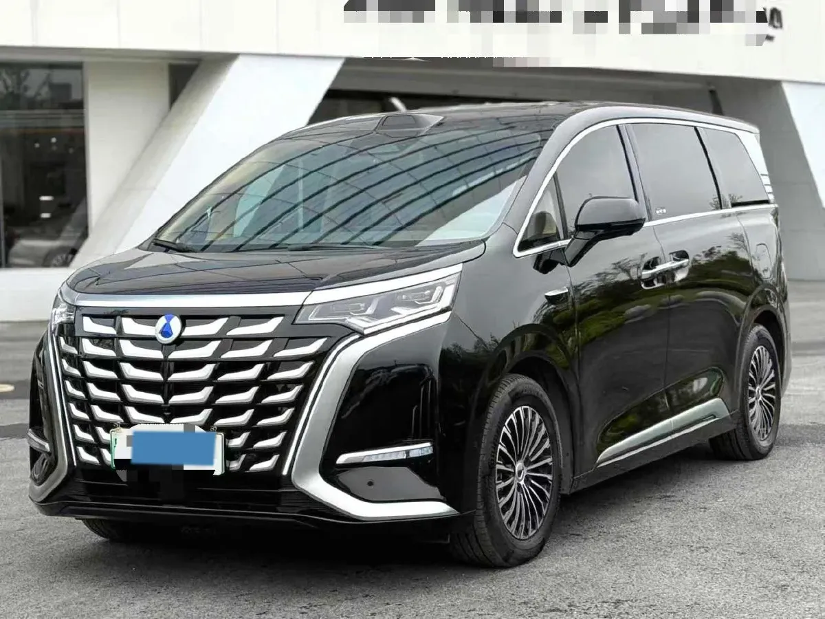 2025 Denza D9 1.5T 156HP L4 E-CVT PHEV 40KWH,autocango,china used car exporter,china ev exporter,chinese used car exporter,chinese used ev exporter