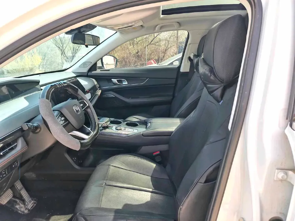 2021 ChangAn UNI-K 2.0T 233HP L4 8AT,autocango,china used car exporter,china ev exporter,chinese used car exporter,chinese used ev exporter