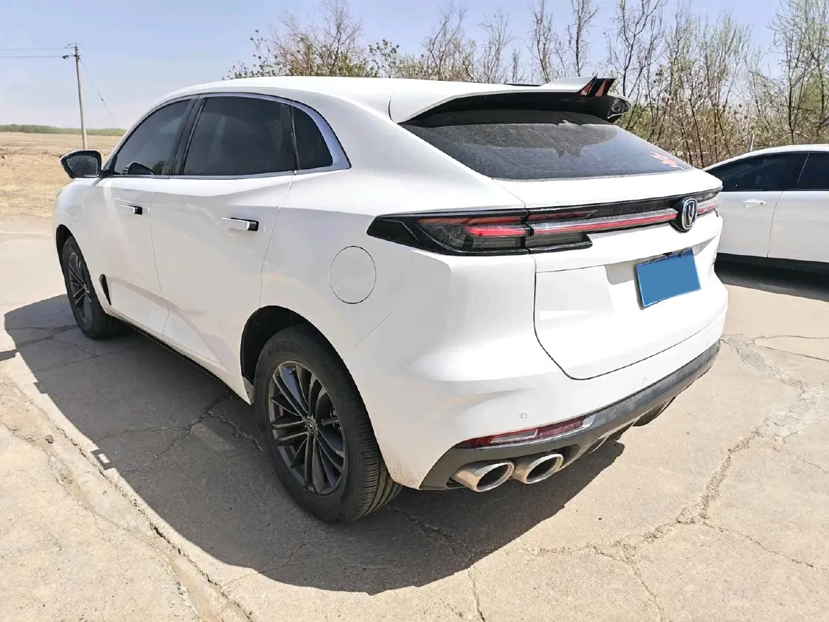 2021 ChangAn UNI-K 2.0T 233HP L4 8AT,autocango,china used car exporter,china ev exporter,chinese used car exporter,chinese used ev exporter