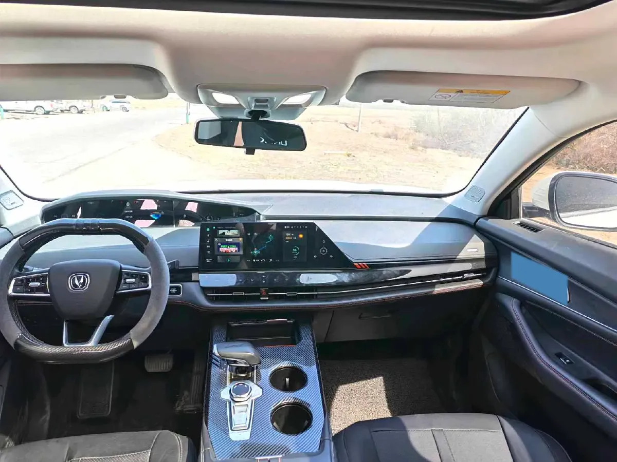 2021 ChangAn UNI-K 2.0T 233HP L4 8AT,autocango,china used car exporter,china ev exporter,chinese used car exporter,chinese used ev exporter