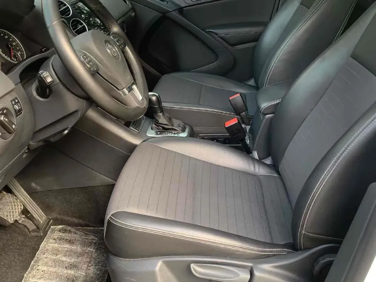 2017 MAXUS T60 2.0T 224HP L4 6AT,autocango,china used car exporter,china ev exporter,chinese used car exporter,chinese used ev exporter