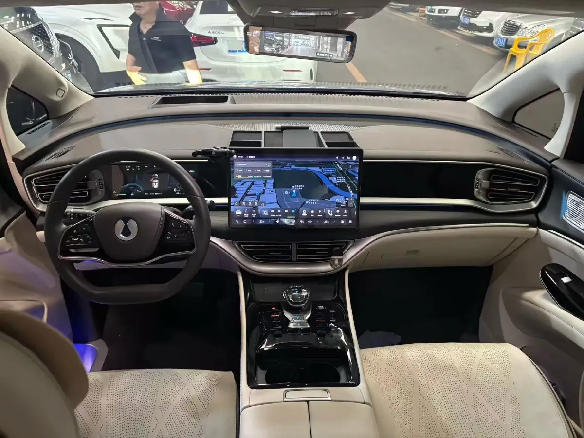 2024 Denza D9 1.5T 139HP L4 E-CVT PHEV 40KWH,autocango,china used car exporter,china ev exporter,chinese used car exporter,chinese used ev exporter