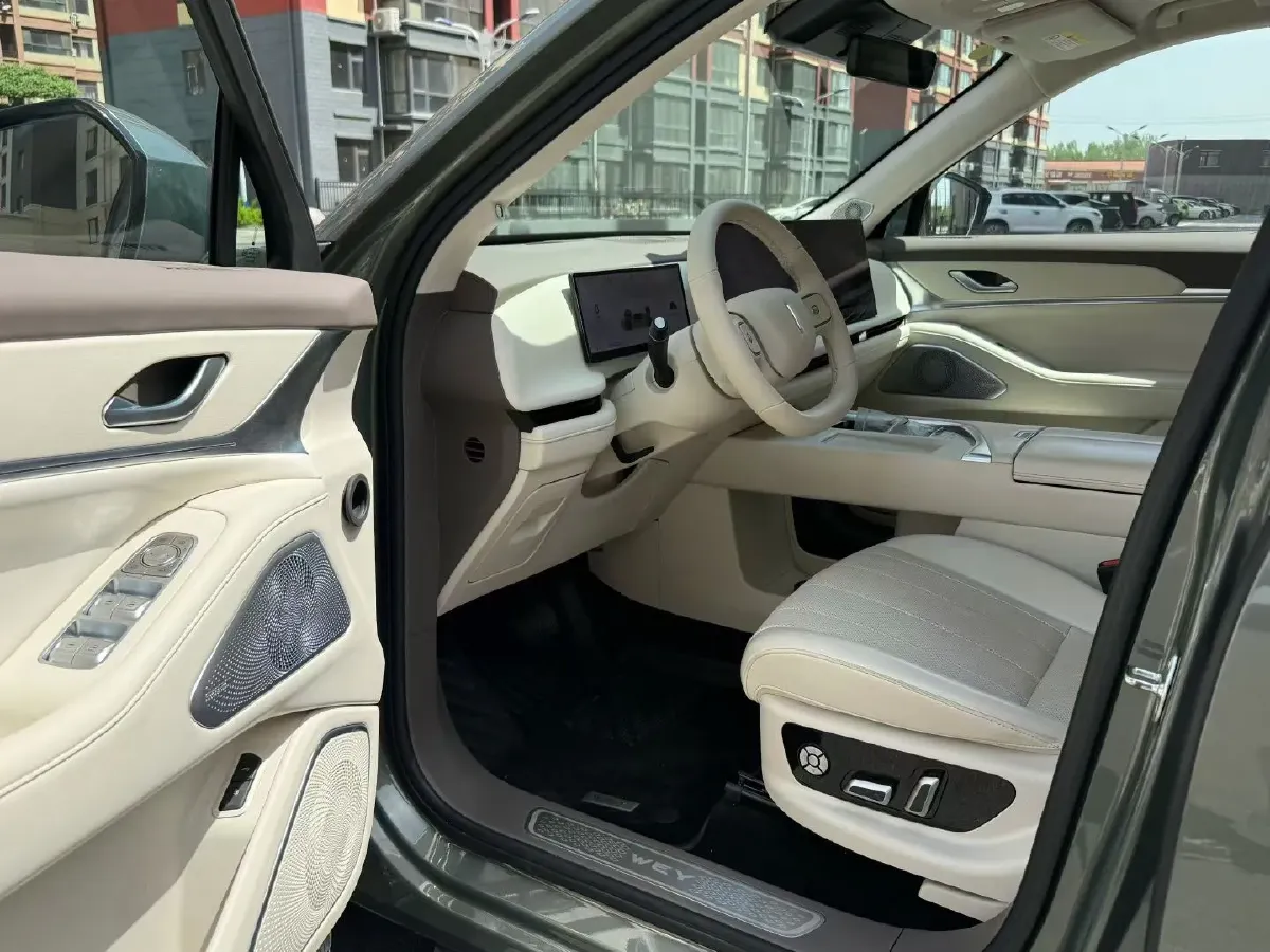 2025 WEY BlueMountain 1.5T 170HP L4 4DHT PHEV 44.5KWH,autocango,china used car exporter,china ev exporter,chinese used car exporter,chinese used ev exporter