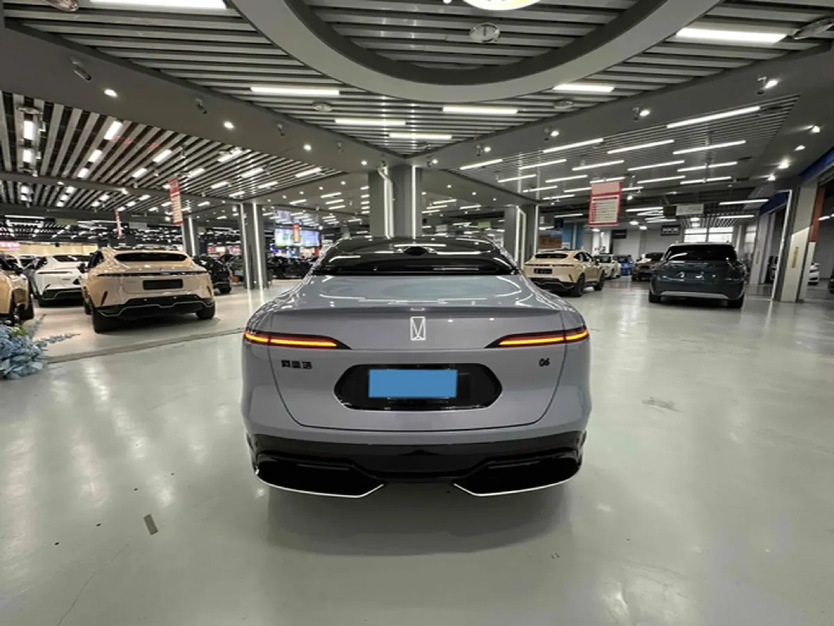 2025 Avatr 06 REEV 156HP REEV,autocango,china used car exporter,china ev exporter,chinese used car exporter,chinese used ev exporter