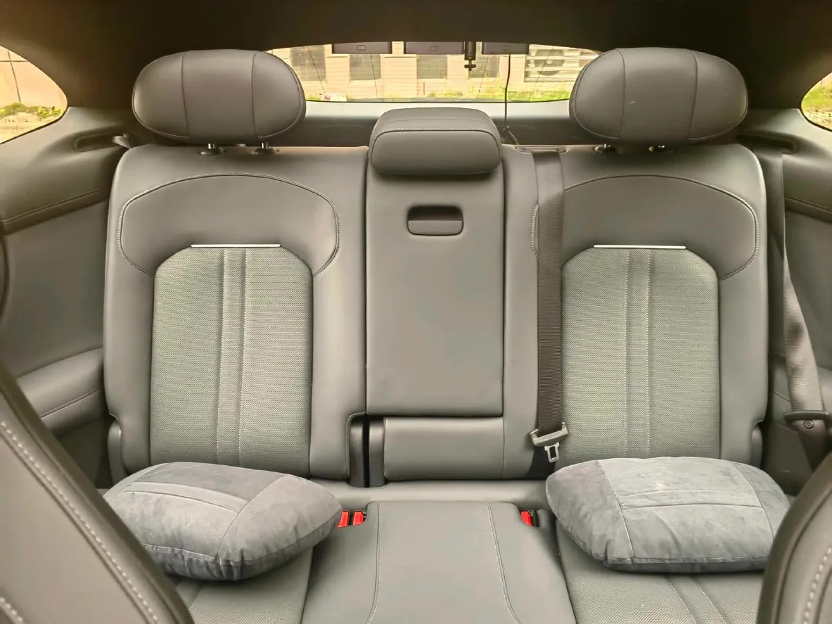 2025 MI YU7 BEV,autocango,china used car exporter,china ev exporter,chinese used car exporter,chinese used ev exporter