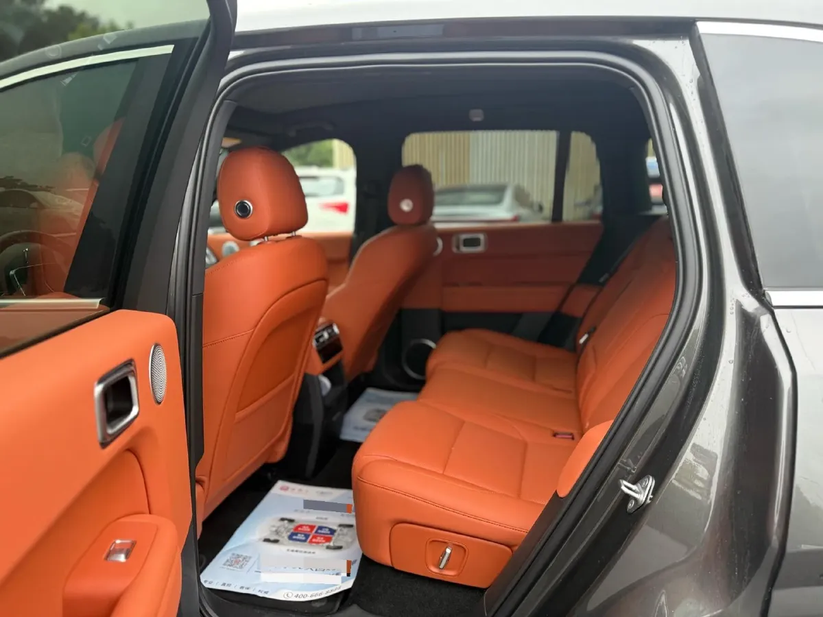 2025 Li L6 Range Extended 154HP L4 REEV,autocango,china used car exporter,china ev exporter,chinese used car exporter,chinese used ev exporter