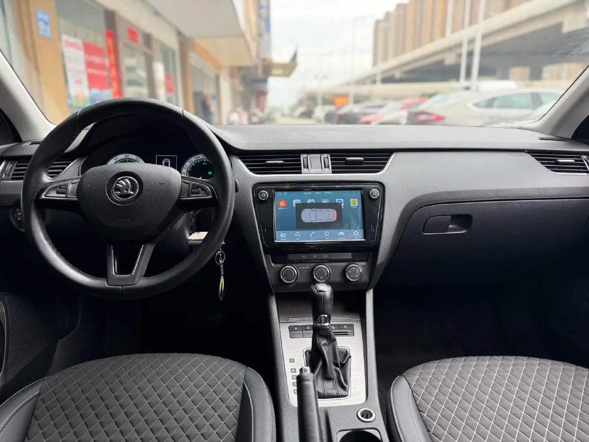 2018 Skoda Octavia 1.4T 150HP L4 7DCT,autocango,china used car exporter,china ev exporter,chinese used car exporter,chinese used ev exporter