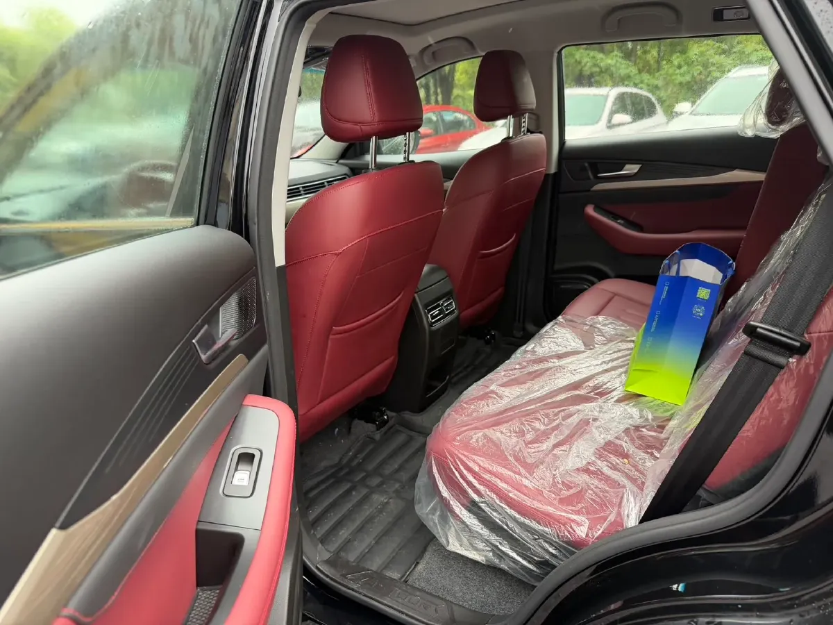 2025 Fulwin FulwinT8 1.5L 102HP L4 1DHT PHEV,autocango,china used car exporter,china ev exporter,chinese used car exporter,chinese used ev exporter