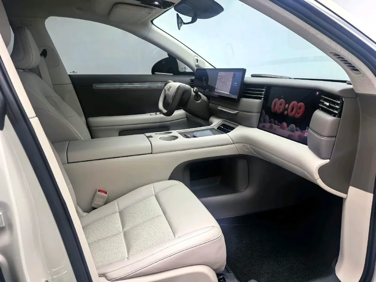 2026 IM LS6 REEV 155HP REEV,autocango,china used car exporter,china ev exporter,chinese used car exporter,chinese used ev exporter