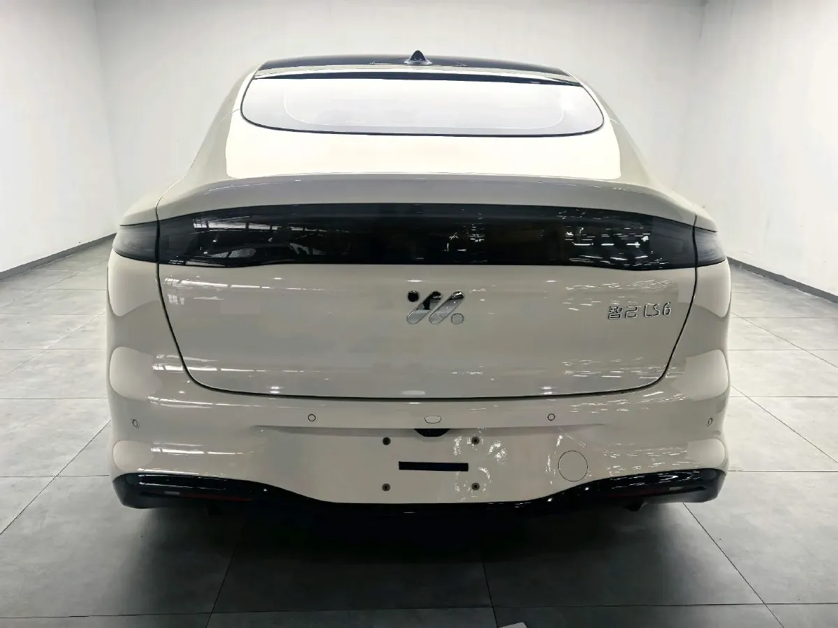 2026 IM LS6 REEV 155HP REEV,autocango,china used car exporter,china ev exporter,chinese used car exporter,chinese used ev exporter
