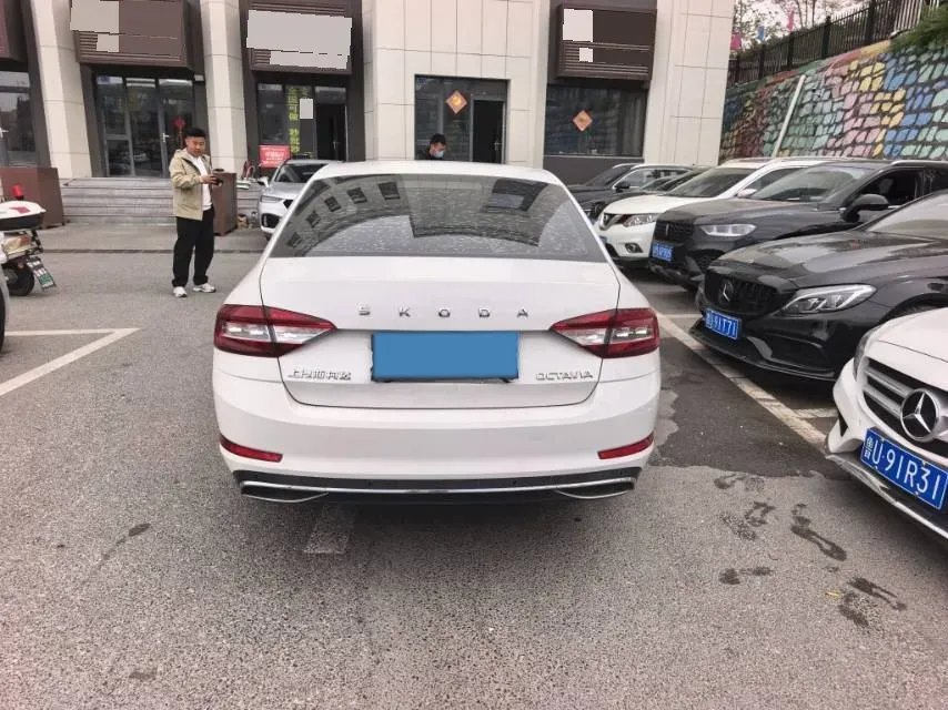 2020 Skoda Octavia 1.5L 113HP L4 6AT,autocango,china used car exporter,china ev exporter,chinese used car exporter,chinese used ev exporter