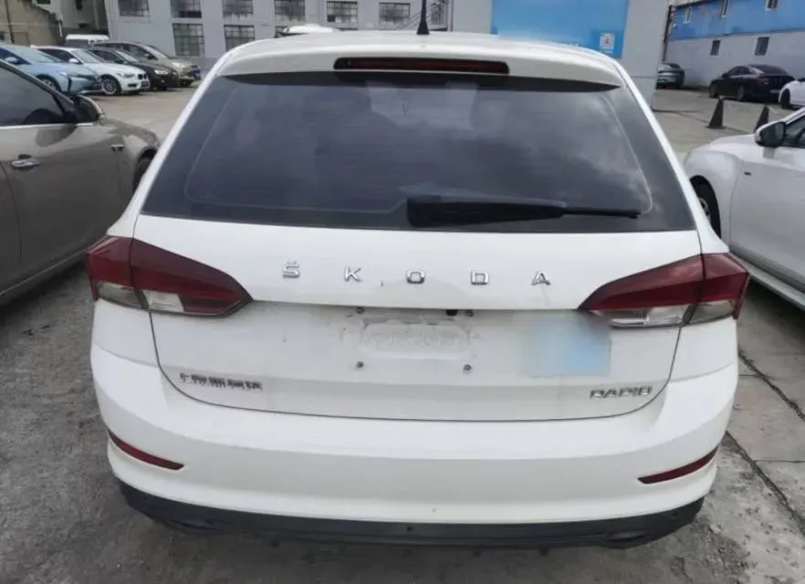 2020 Skoda Rapid Spaceback 1.5L 112HP L4 6AT,autocango,china used car exporter,china ev exporter,chinese used car exporter,chinese used ev exporter