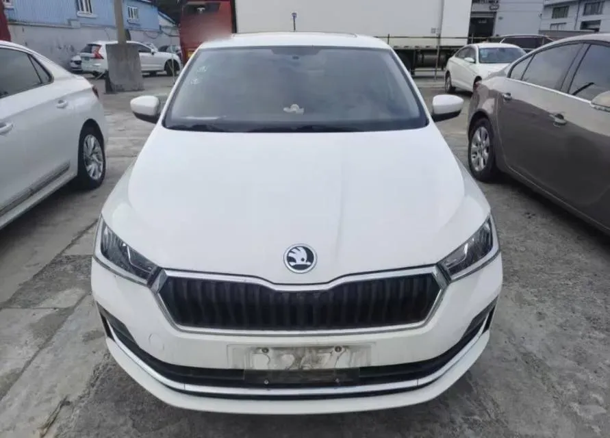 2020 Skoda Rapid Spaceback 1.5L 112HP L4 6AT,autocango,china used car exporter,china ev exporter,chinese used car exporter,chinese used ev exporter