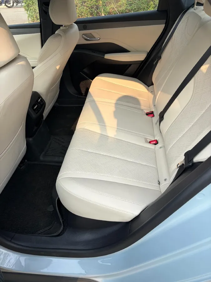 2025 BYD Seal05 DM-i 1.5L 101HP L4 E-CVT PHEV 7.68KWH,autocango,china used car exporter,china ev exporter,chinese used car exporter,chinese used ev exporter