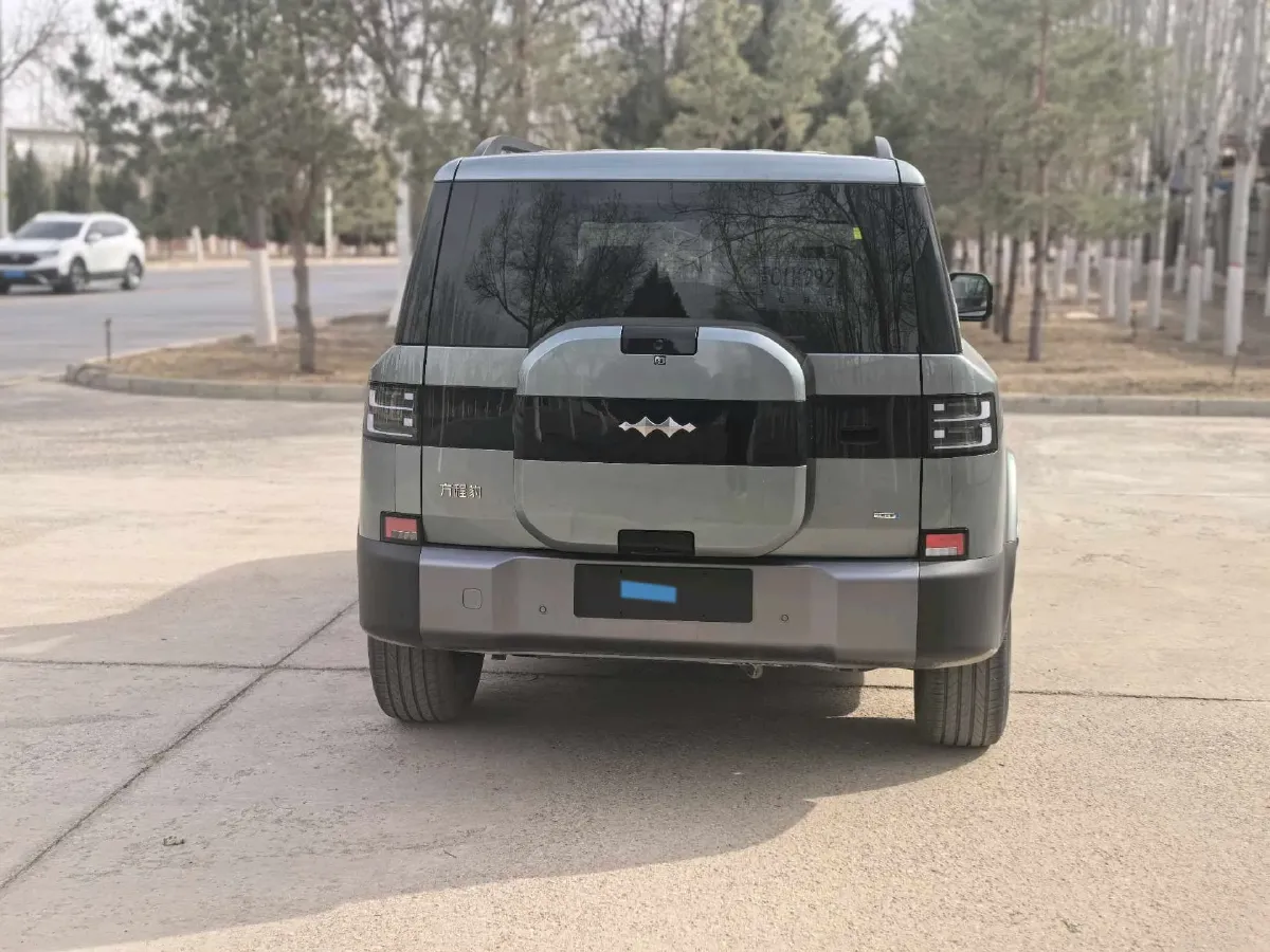 2025 FangChengBao Tai 7 1.5T 156HP L4 E-CVT PHEV,autocango,china used car exporter,china ev exporter,chinese used car exporter,chinese used ev exporter