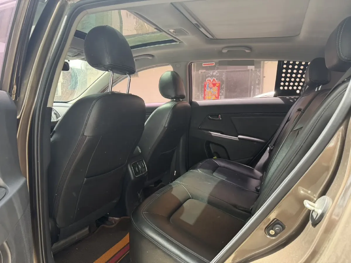 2016 Kia Sportage R 2.0L 165HP L4 6AT,autocango,china used car exporter,china ev exporter,chinese used car exporter,chinese used ev exporter