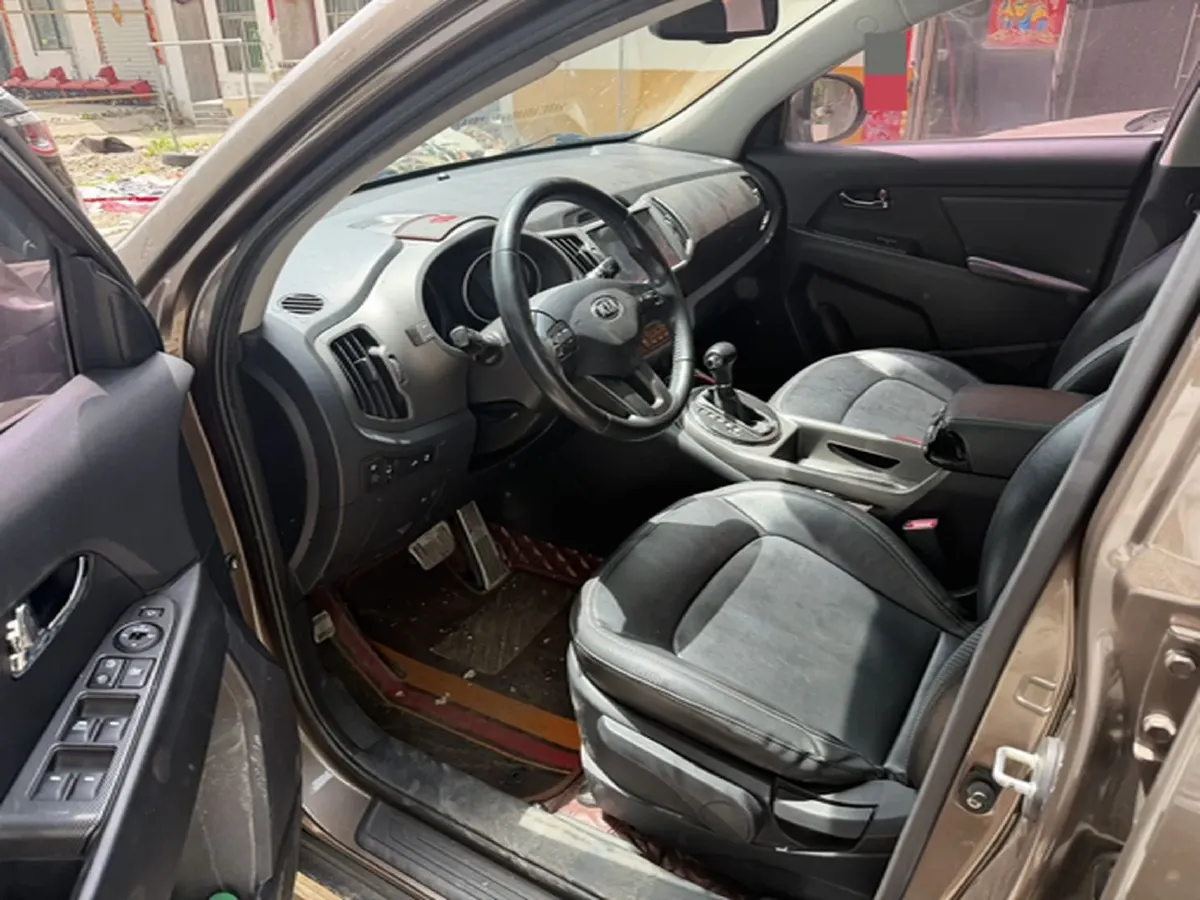 2016 Kia Sportage R 2.0L 165HP L4 6AT,autocango,china used car exporter,china ev exporter,chinese used car exporter,chinese used ev exporter