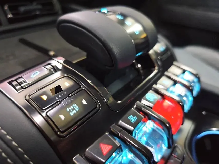 2025 FangChengBao Bao 5 1.5T 194HP L4 E-CVT PHEV 31.8KWH,autocango,china used car exporter,china ev exporter,chinese used car exporter,chinese used ev exporter